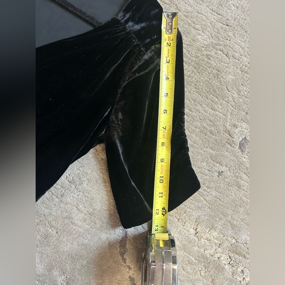 Ann Taylor Loft Black Velvet Romper Size 0 Petite - Picture 9 of 10